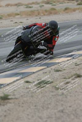 media/Sep-21-2025-Race Pace (Sun) [[98bf33ef95]]/Verified/5-Turn 15 Inside (930am)/